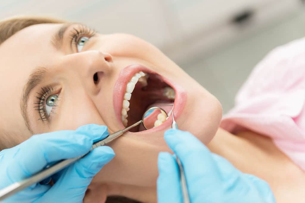 תהליך עקירת שן בינה ותהליך ההתאוששות והחלמה